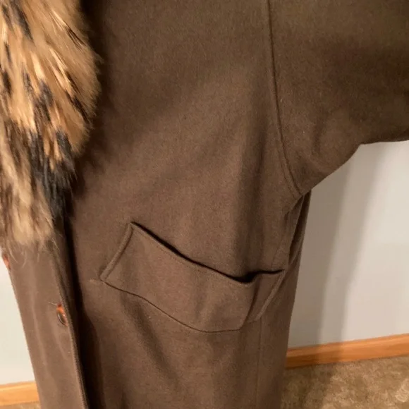 Vintage Gemini Army Green 100% Wool Trench Coat with Raccoon Fur Collar Women XL - Picture 10 of 16
